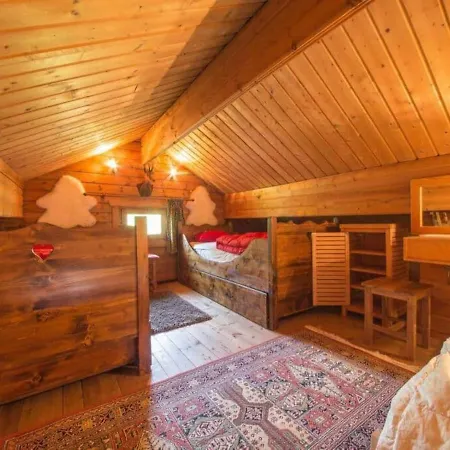 Vakantiehuis In The Middle Of The Woods Near *