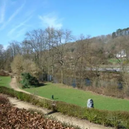 Charming In Near Adventure Valley *